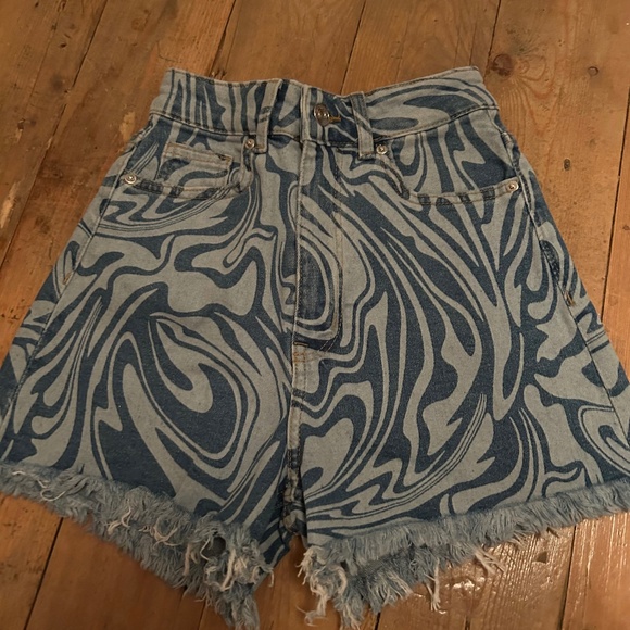 Jeans shorts from H&M - Picture 1 of 3